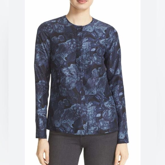 Elizabeth & James Revolve Brand 100% Silk Ling sleeve Button down size Medium - Picture 1 of 12
